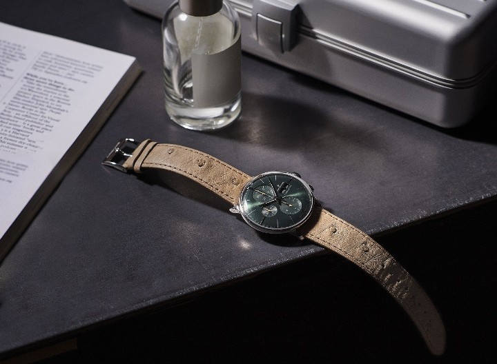 Obrázok z Junghans Meister Chronoscope (EN)