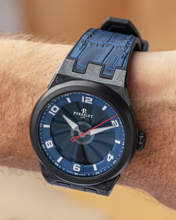 Obrázok z Perrelet Turbine Carbon Midnight Blue