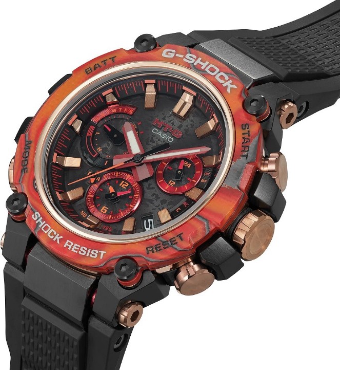 Obrázok z Casio G-Shock MT-G Carbon Core Guard 40th Anniversary Flare Red