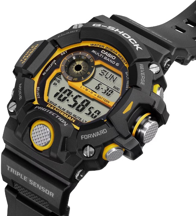 Obrázok z Casio G-Shock Rangeman Armour Jacket Series