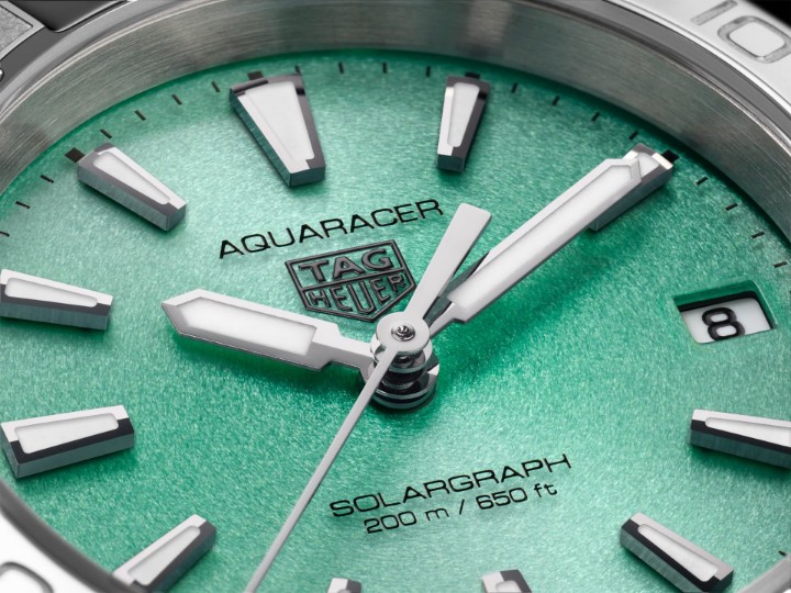 Obrázok z Tag Heuer Aquaracer Professional 200 Solargraph