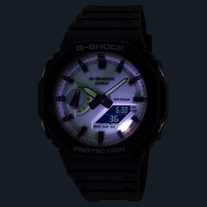 Obrázok z Casio G-Shock Carbon Core Guard Hidden Glow Series