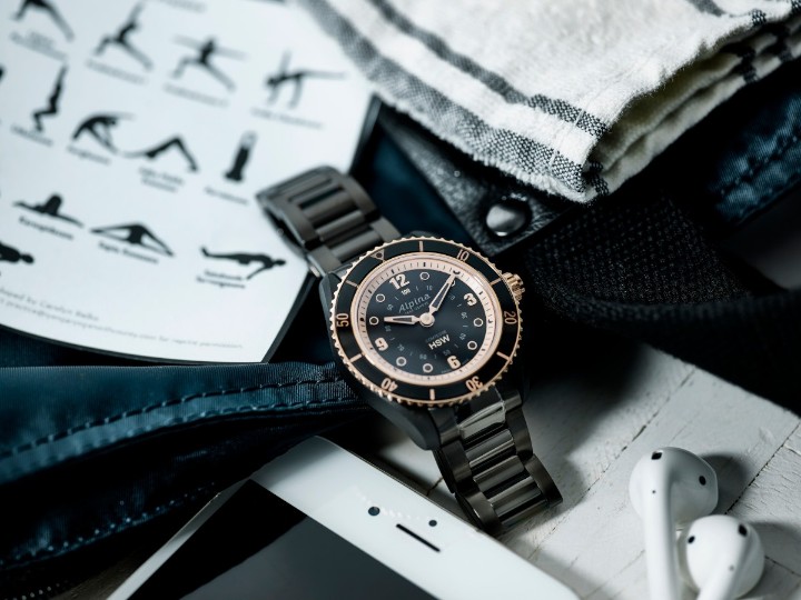 Obrázok z Alpina Comtesse Horological Smartwatch