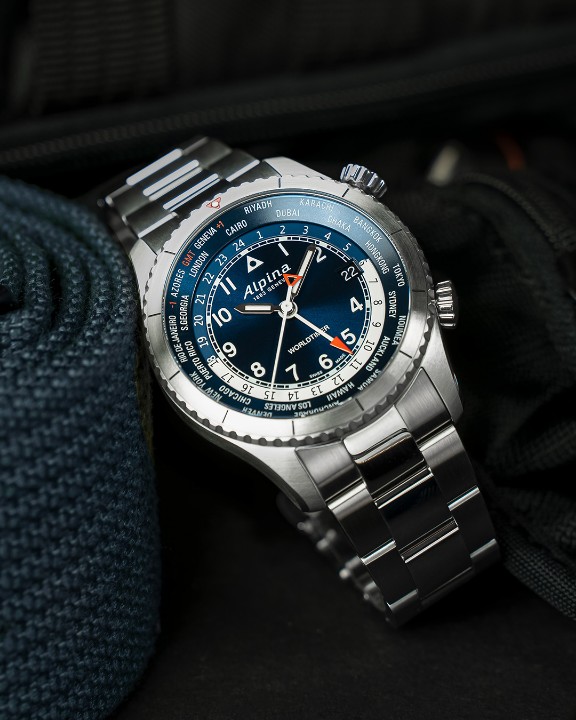 Obrázok z Alpina Startimer Pilot Quartz Worldtimer