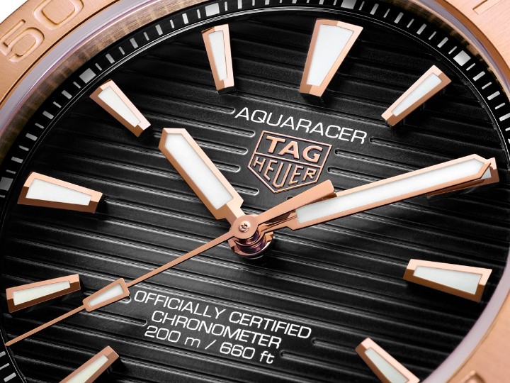 Obrázok z Tag Heuer Aquaracer Professional 200