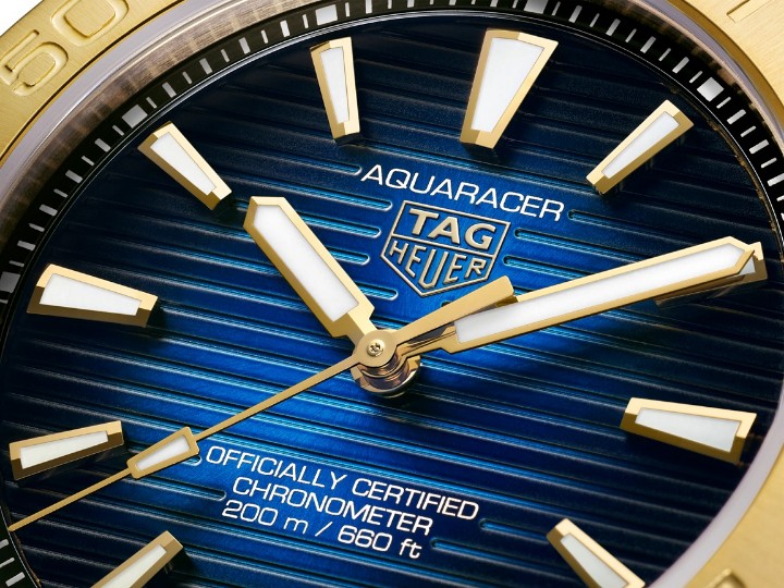 Obrázok z Tag Heuer Aquaracer Professional 200