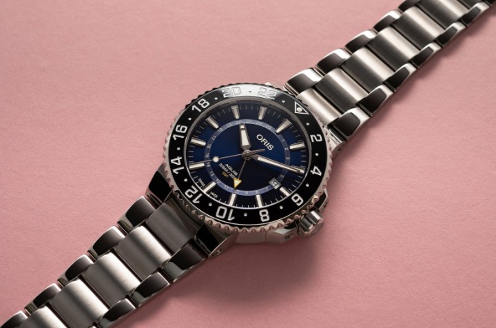 Obrázok z Oris Aquis GMT Date