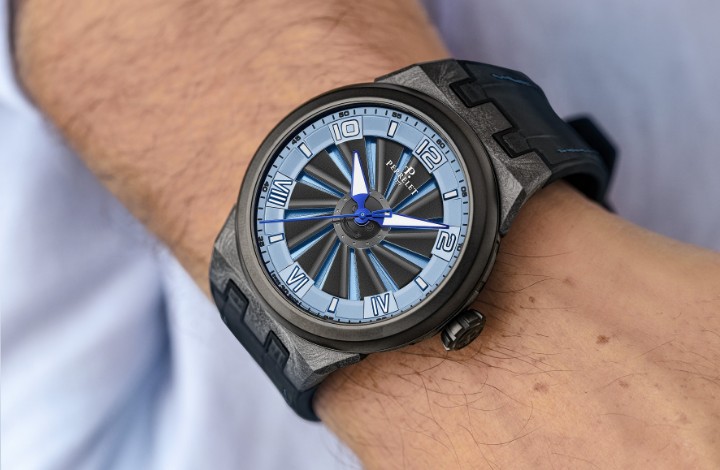 Obrázok z Perrelet Turbine Carbon Ice Blue