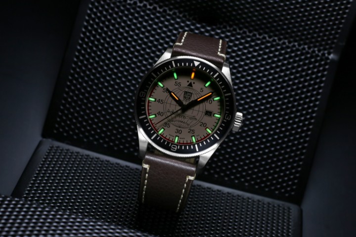 Obrázok z Luminox Air Automatic Constellation™ 9600 Series