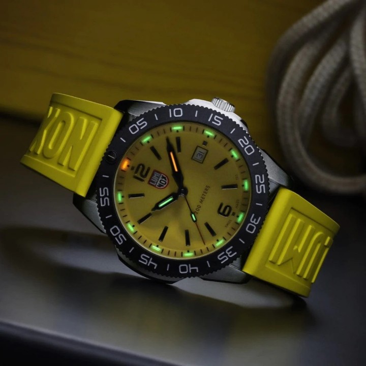 Obrázok z Luminox Pacific Diver 3120 Series Limited Edition