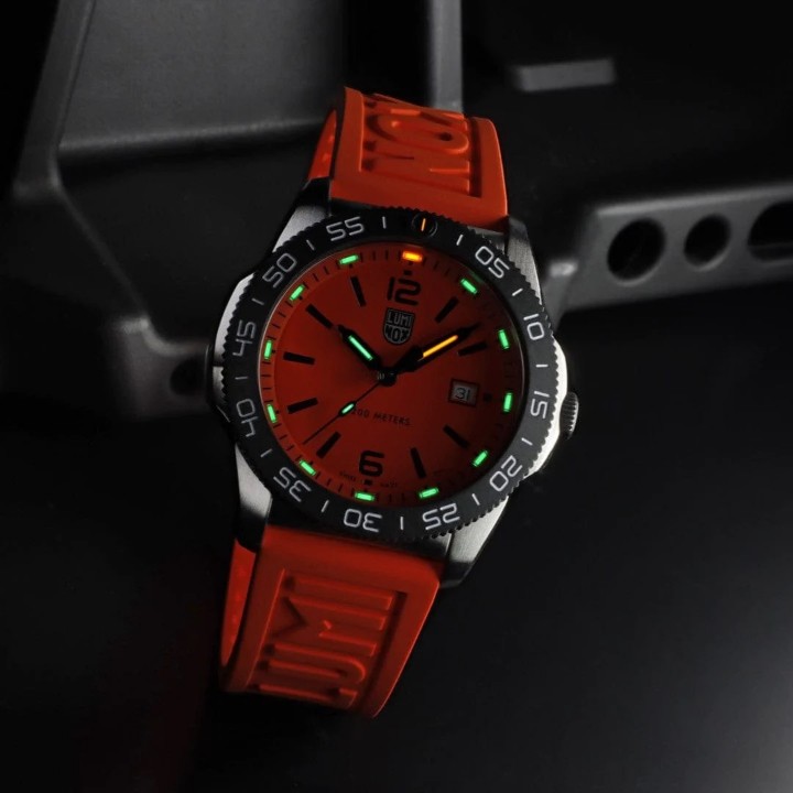 Obrázok z Luminox Pacific Diver 3120 Series