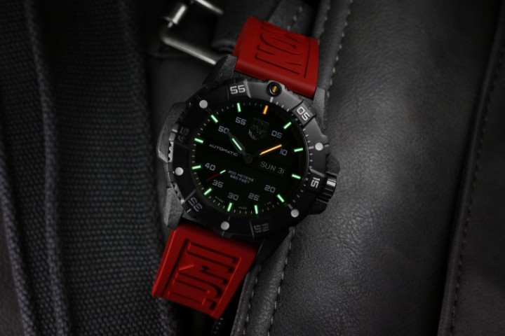 Obrázok z Luminox Master Carbon SEAL Automatic