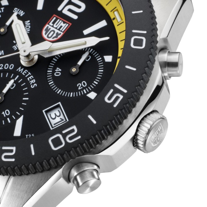 Obrázok z Luminox Pacific Diver Chronograph 3140 Series