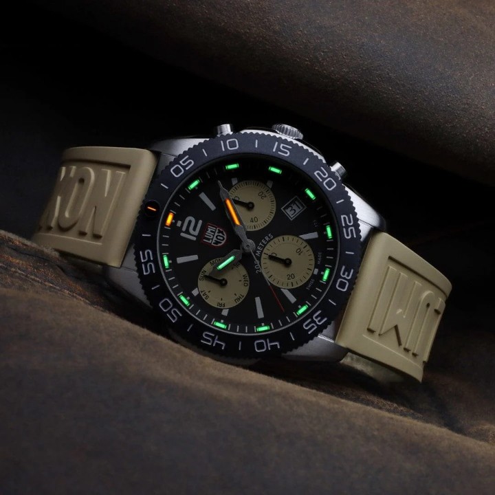 Obrázok z Luminox Pacific Diver Chronograph 3140 Series