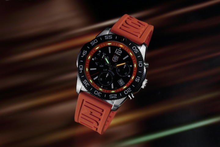 Obrázok z Luminox Pacific Diver Chronograph 3140 Series