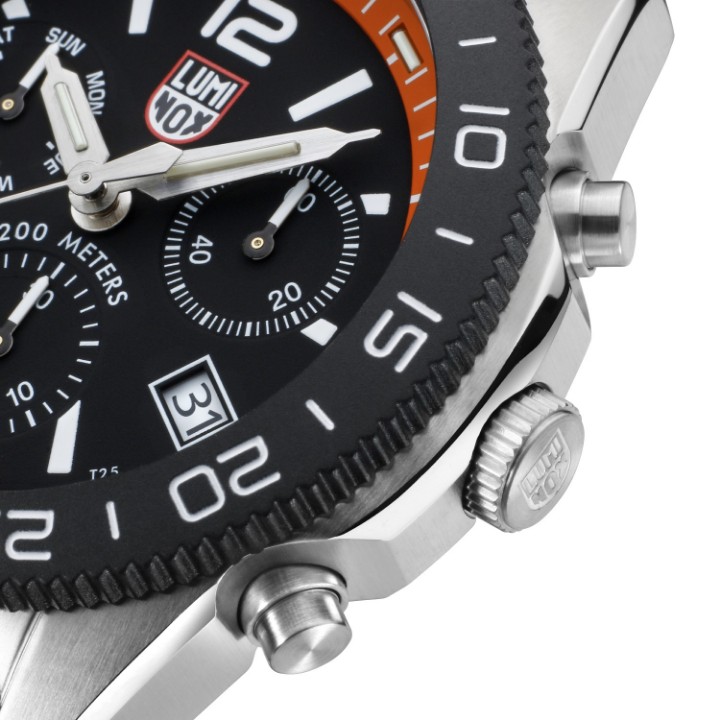 Obrázok z Luminox Pacific Diver Chronograph 3140 Series